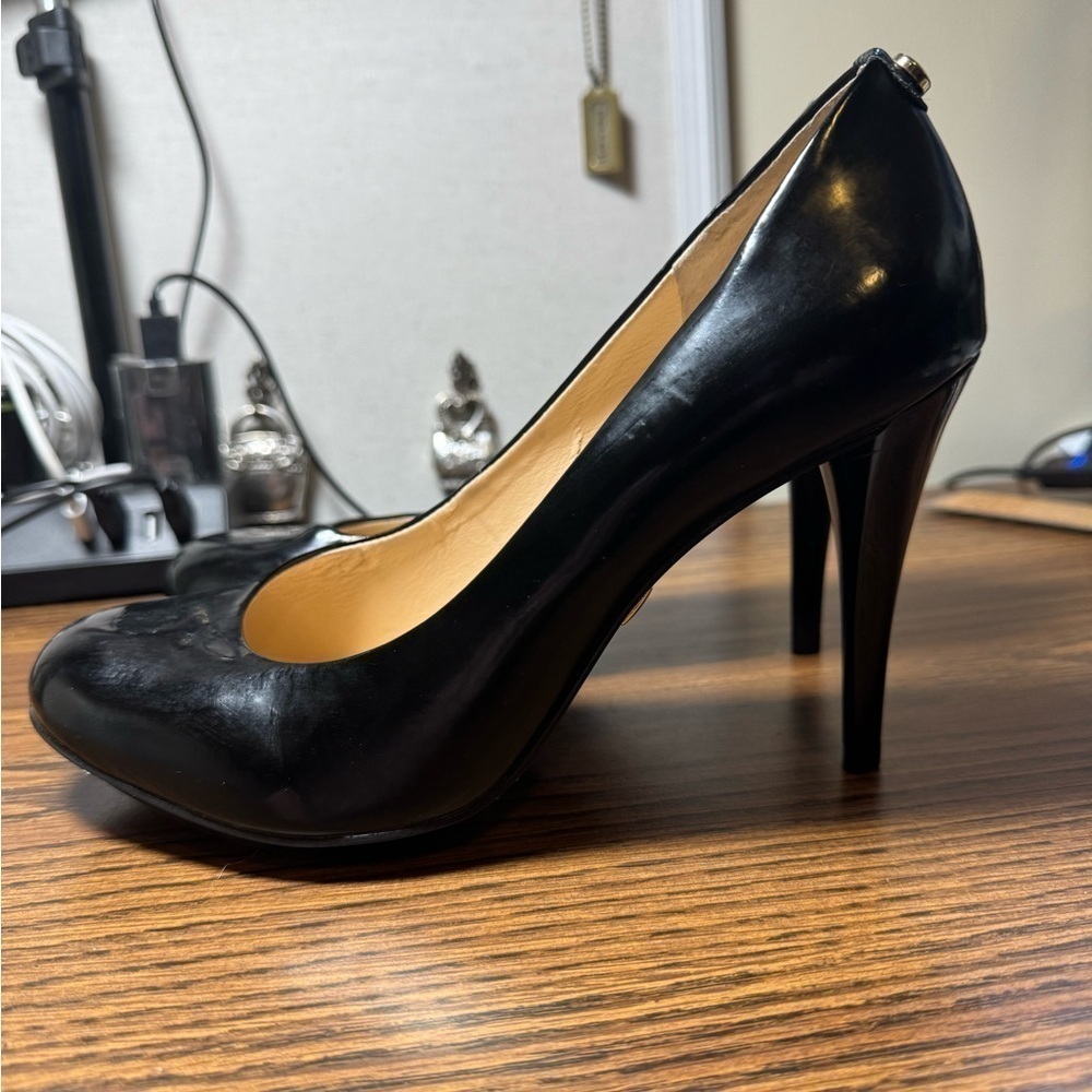 EUC Jorge Bischoff Black Patent Leather Stilletto Heels US size 6 - Picture 6 of 11